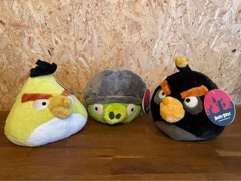 Lot de 3 Peluches Angry Birds TCC