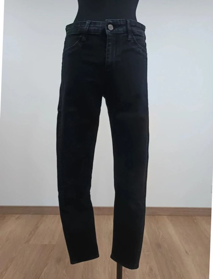 Jean noir taille 36