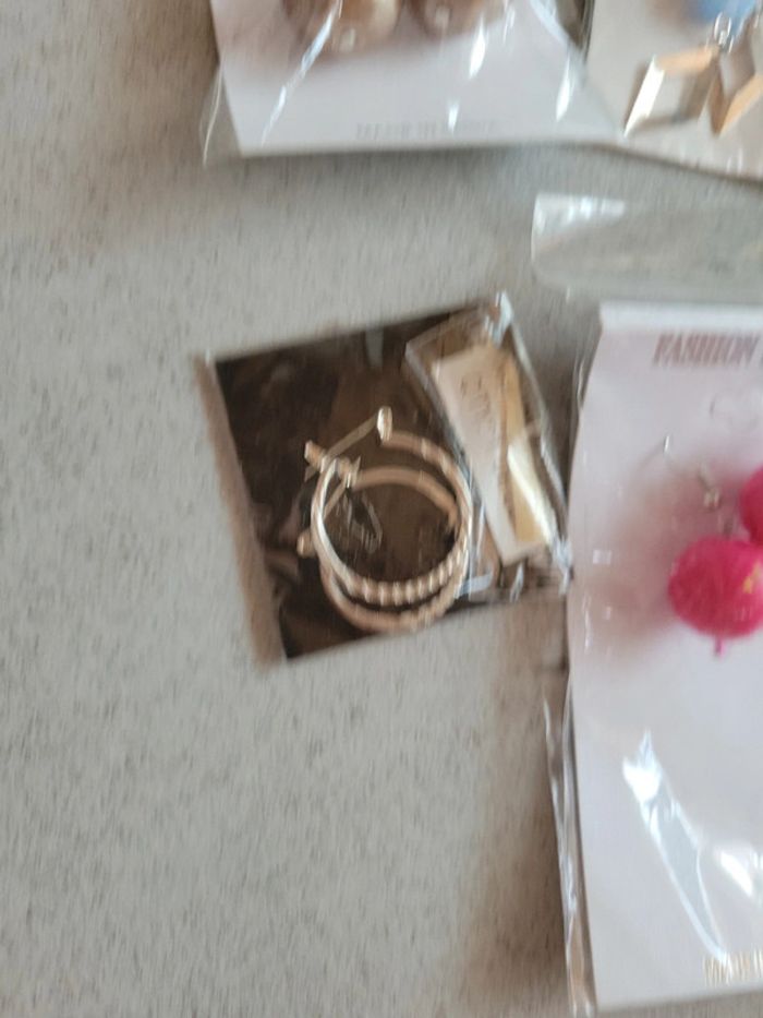 Lot bijoux boucles d'oreilles pendentif perle créole - photo numéro 2