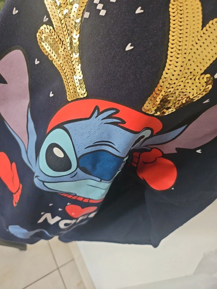 Sweat marque Disney - photo numéro 3