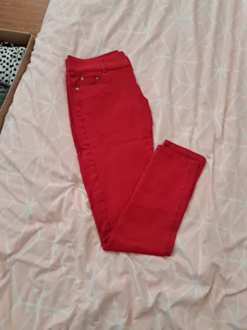 Pantalon rouge