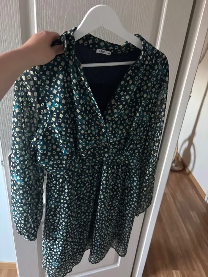 Robe mi longue en voile - photo numéro 5