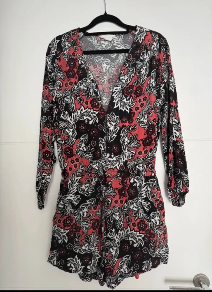 Combi short noir fleurs 🌸 H&M taille M ou 38