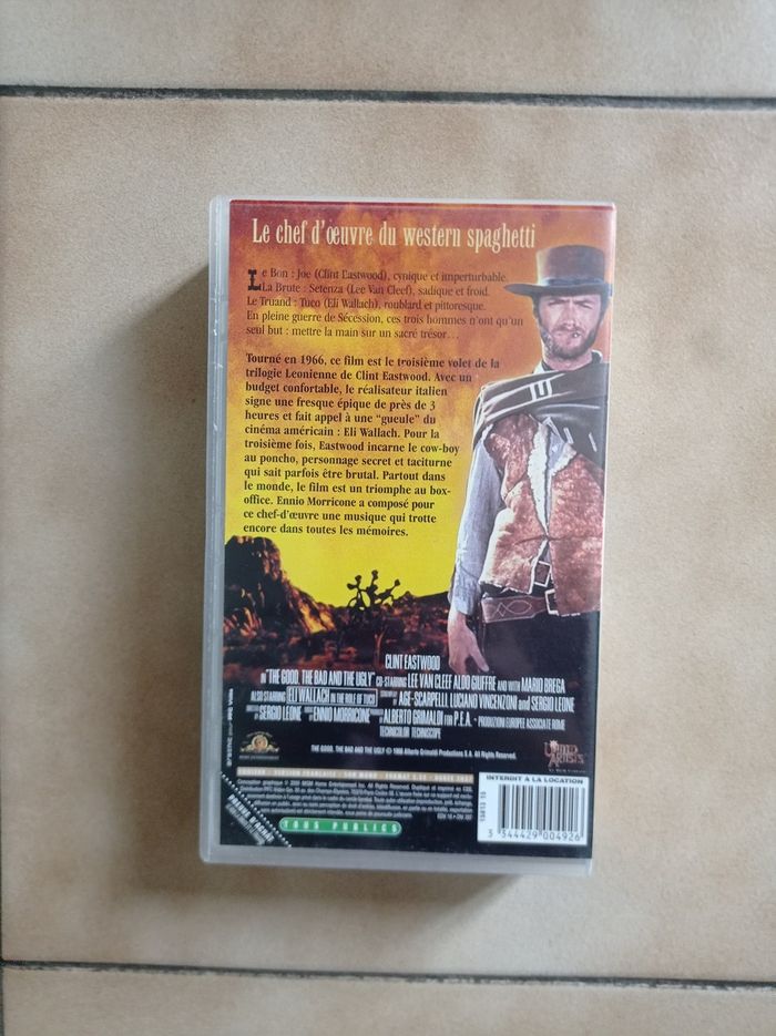 VHS "Le Bon, la brute et le truand" - photo numéro 2