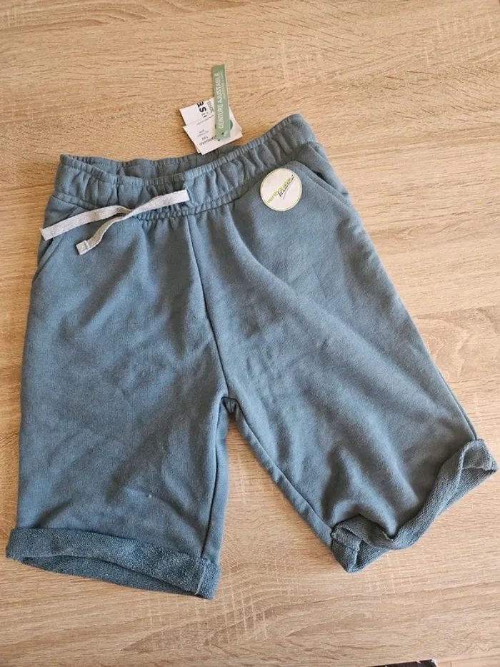 Short 10A