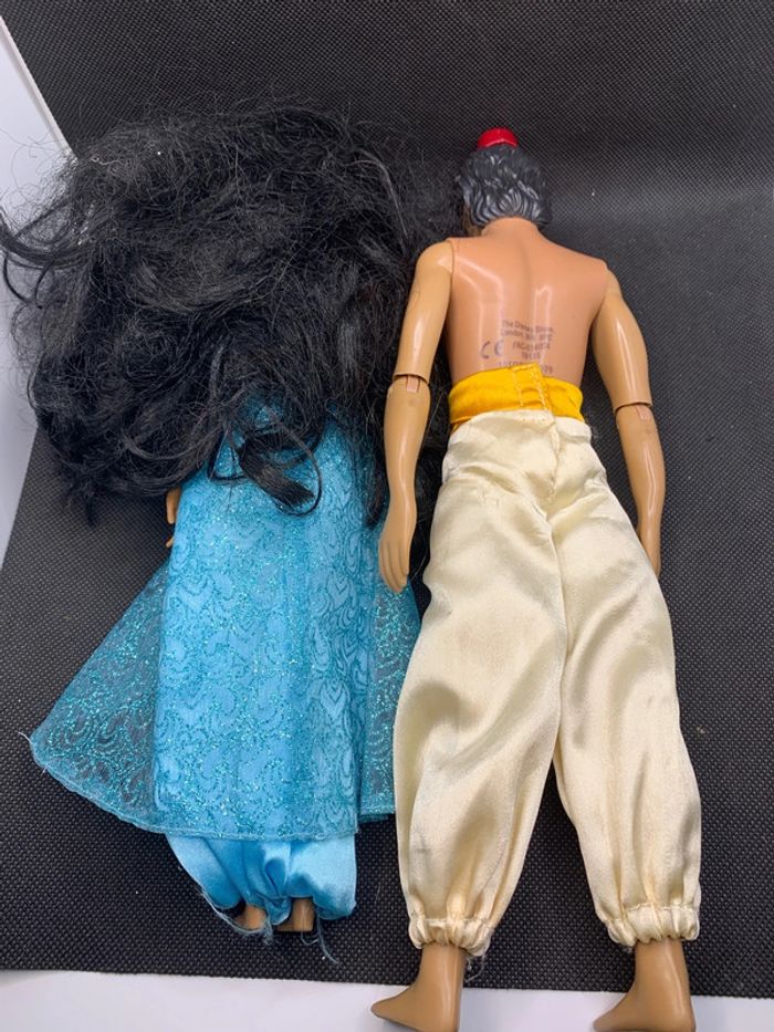 Poupées disneystore aladdin et Jasmine - photo numéro 5