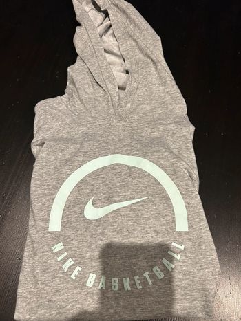 Nike tee shirt gris MC capuche S