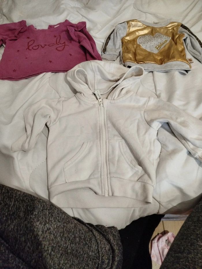 Lot 3 vêtements fille - photo numéro 2
