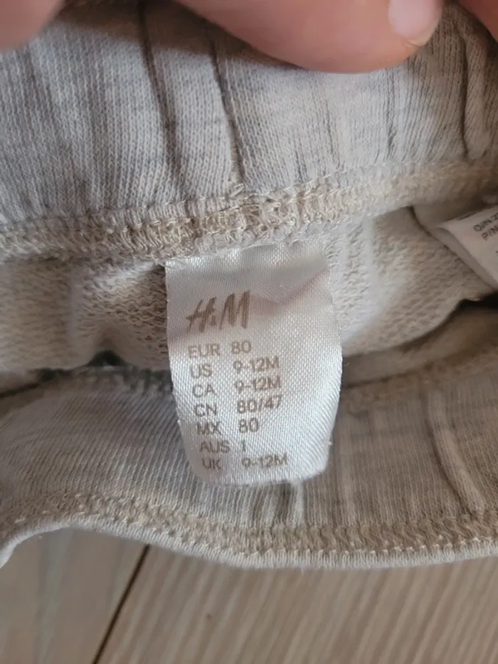 Short en coton H&M 1 an - photo numéro 3