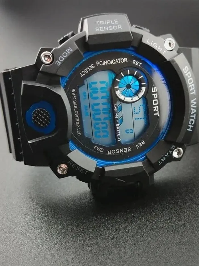 Montre bleue & noire, digitale, multifonctions - photo numéro 6