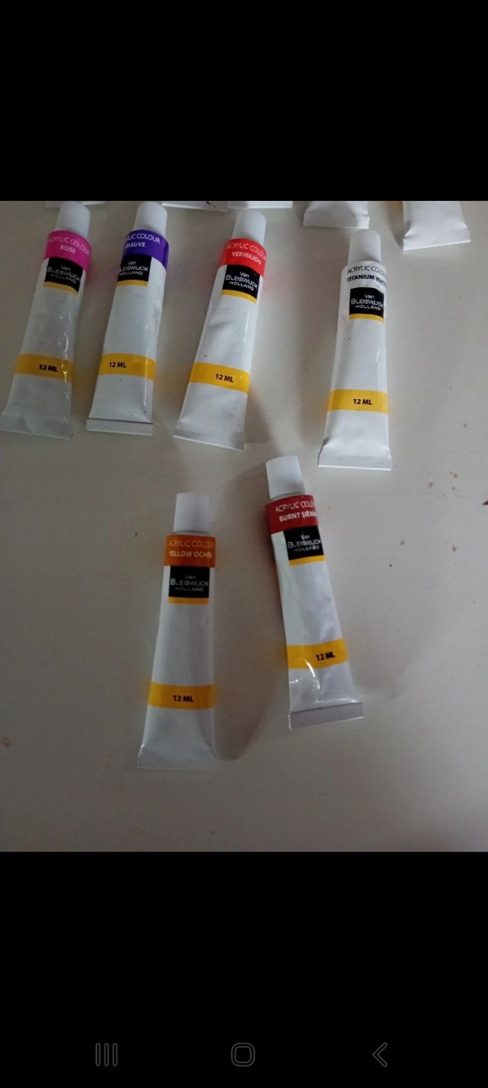 Lot peinture acrylique neuf - photo numéro 3