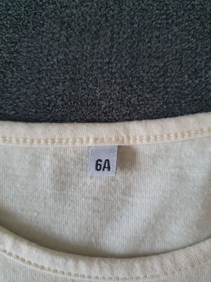 Tee shirt 6 ans - photo numéro 4