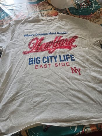 T-shirt neuf taille l marque kiabi