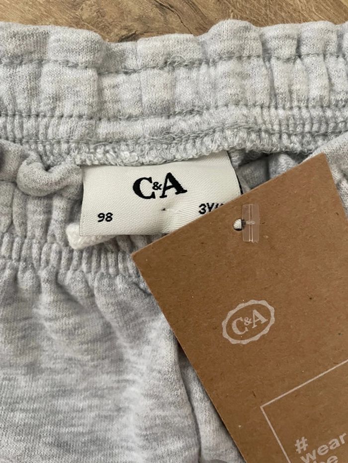 Short gris sport 3 ans C&A - photo numéro 2