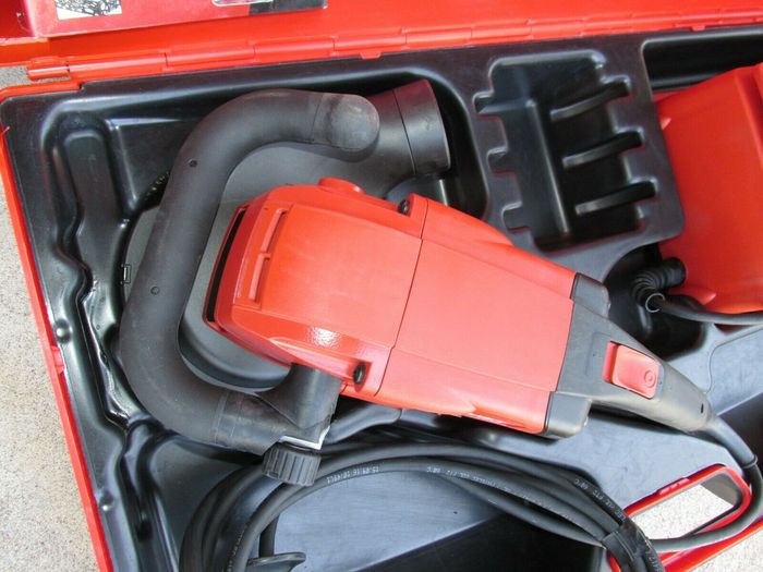 Ponceuse à béton DG 150 Hilti, à 500€ - photo numéro 2