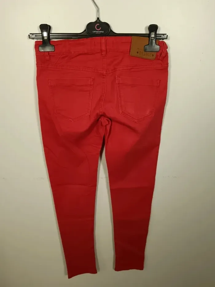 C13 jeans rouge ZY girl 11-12ans - photo numéro 2