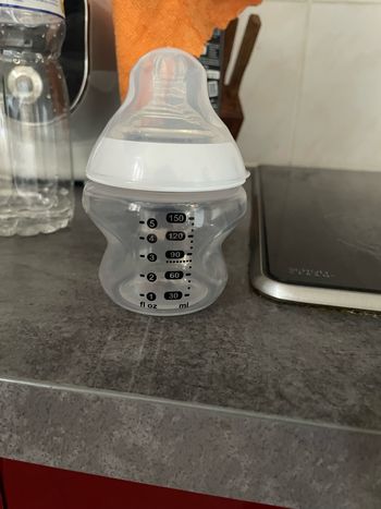 Biberon tommee tippee