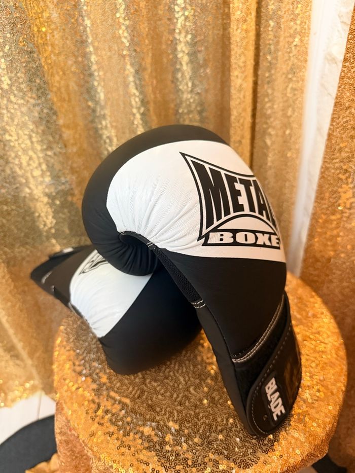 Gants de boxe métal boxe comme neuf 8oz - photo numéro 4