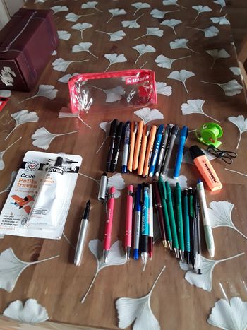 Lot de stylos feutres