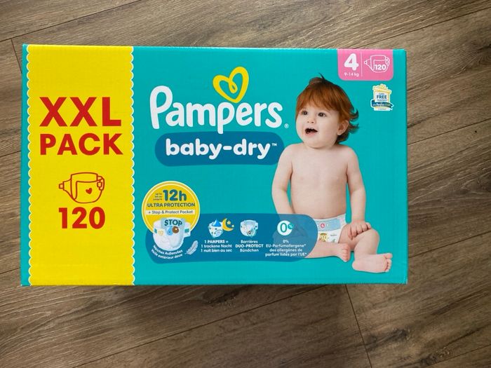 Couche Pampers baby dry taille 4