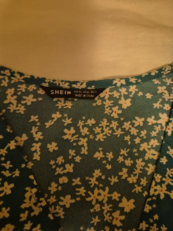 Robe fleurs shein - photo numéro 2