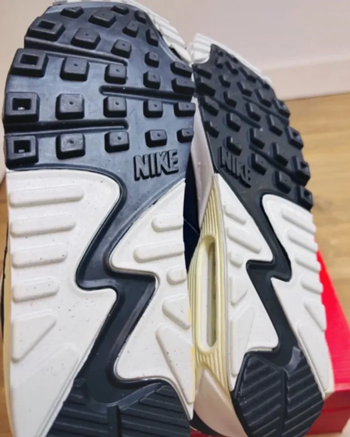 Nike Air Max 90 Olympic 2024 Gold White Taille 40 - photo numéro 6