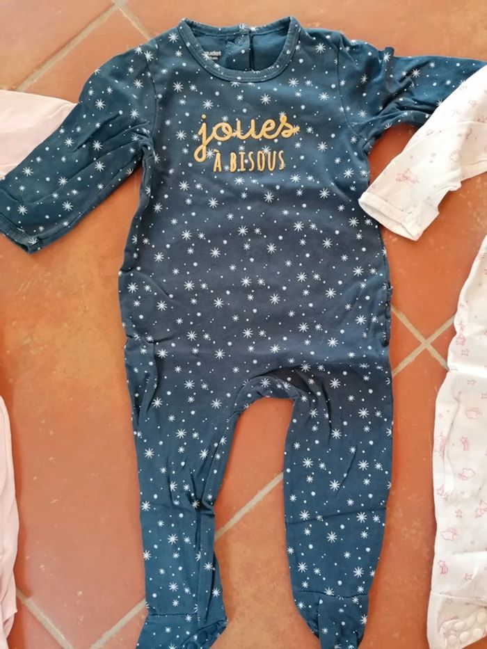 Pyjama - photo numéro 6