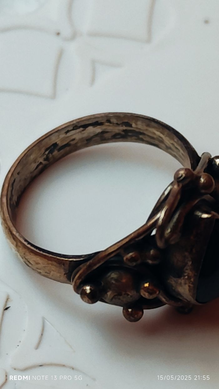 Bague vintage en bronze et ambre - photo numéro 9