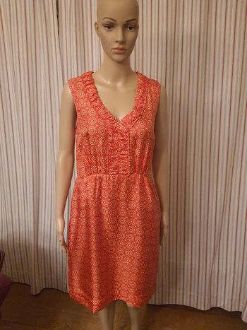 Jolie Robe Nougat London 100%soie taille 3