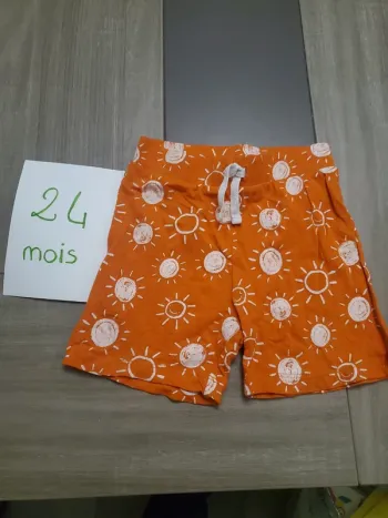 Short orange