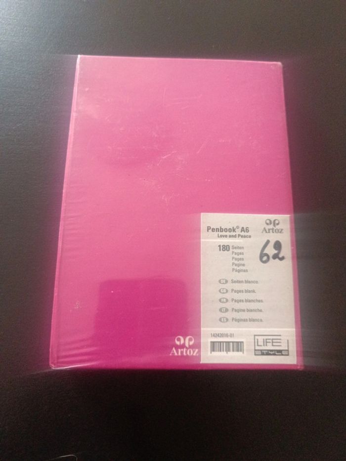 Livres agenda avec stylo 180 pages - photo numéro 2
