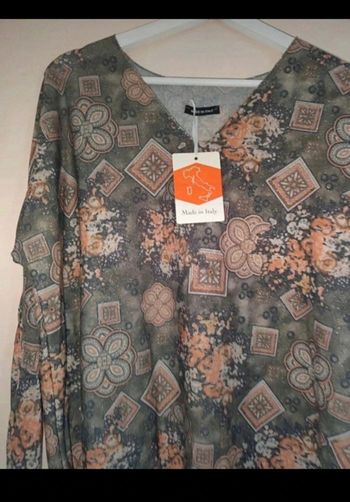 Blouse tunique kaki lurex neuve légère à motifs   jusqu'au 48