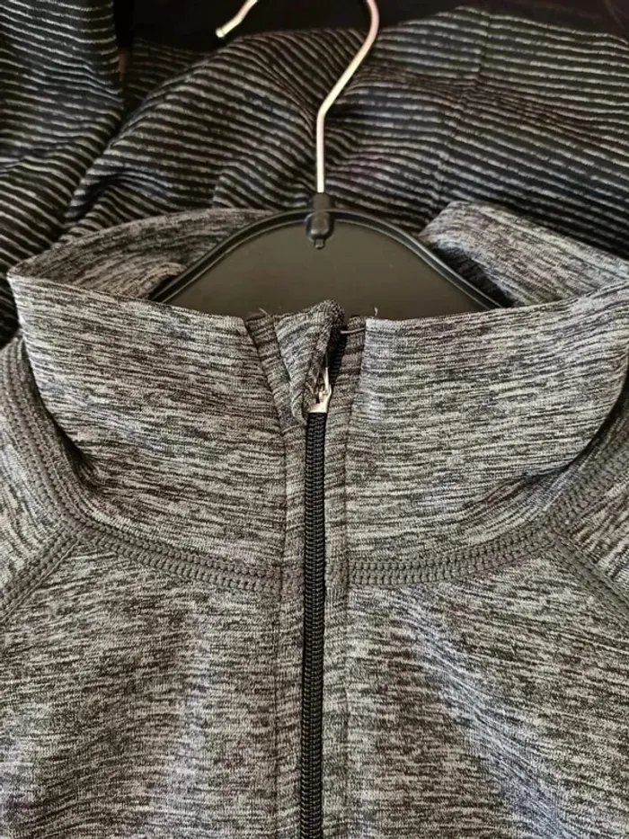 pull sport Crivit femme 34 - photo numéro 9