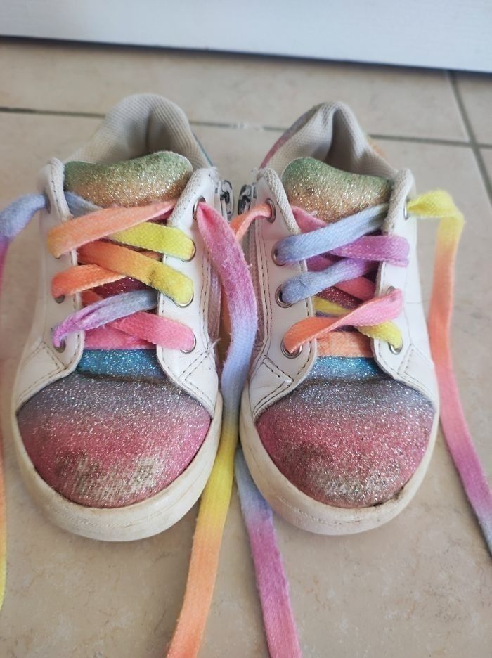 Chaussures 24, 25 et 26 - photo numéro 3