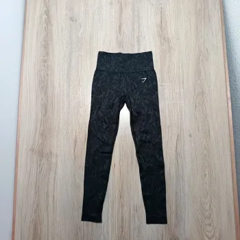 Legging gymshark femme xs gris foncé noir