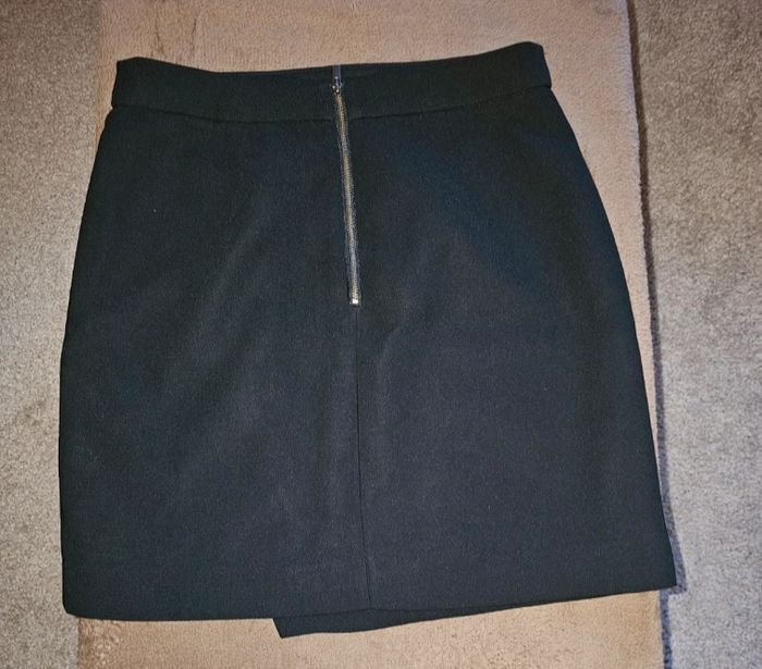 Mini-jupe noire - photo numéro 5