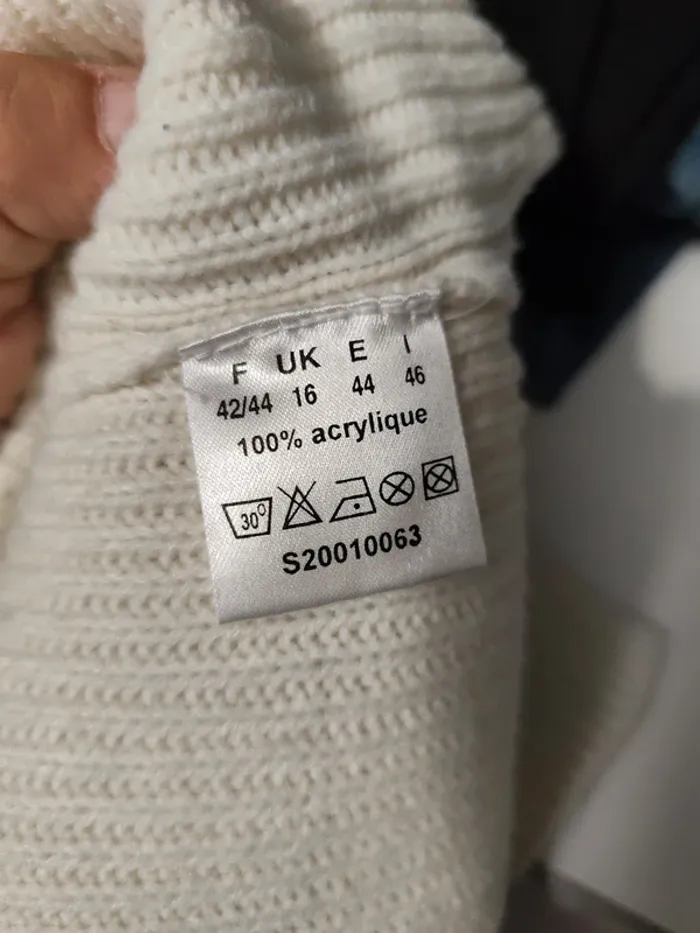 Pull blanc - photo numéro 5