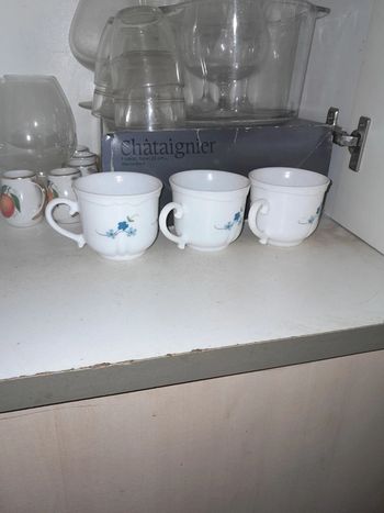 Lot 3 tasses café Bon état