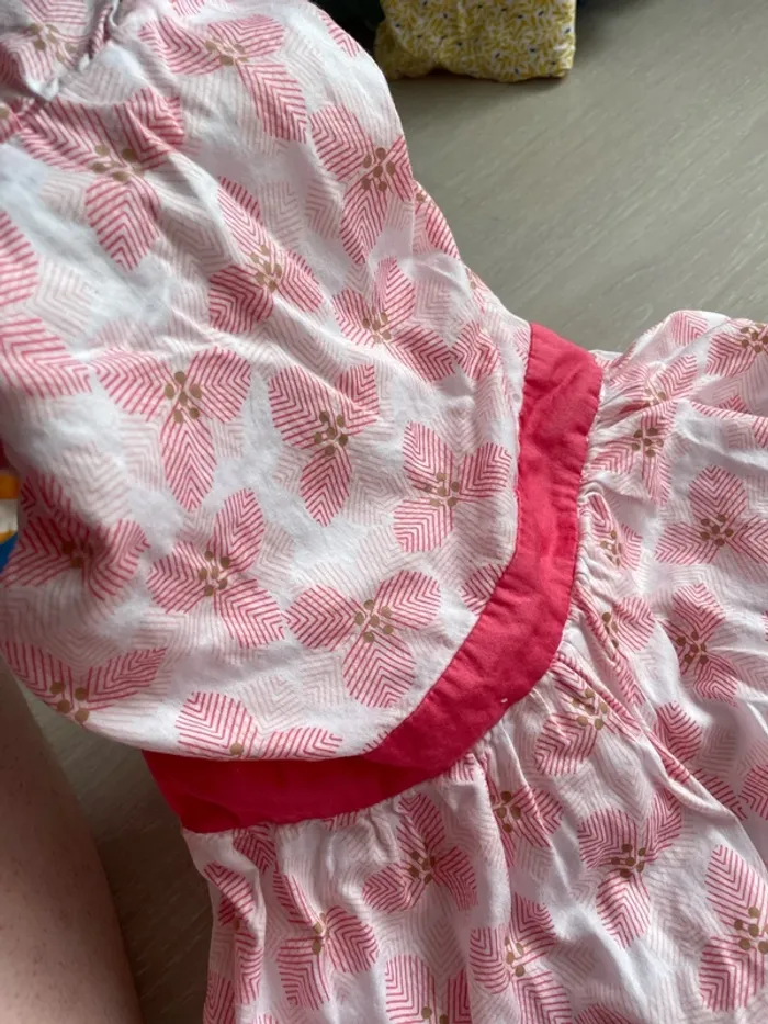 Robe rose 3 ans - photo numéro 3