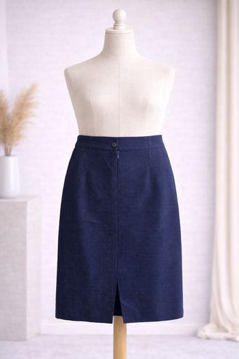 ✨ Jupe marine Gérard Pasquier – Taille 42 ✨