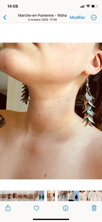 Boucles d’oreilles pendantes argentées en très bon état