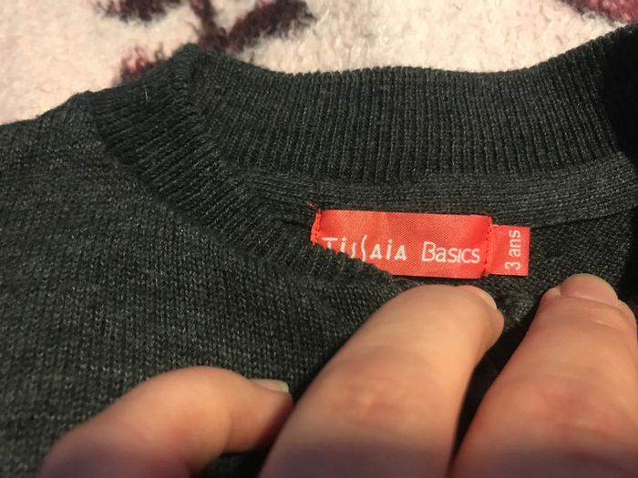 Gilet gris tissaia 3ans garcon comme neuf - photo numéro 2