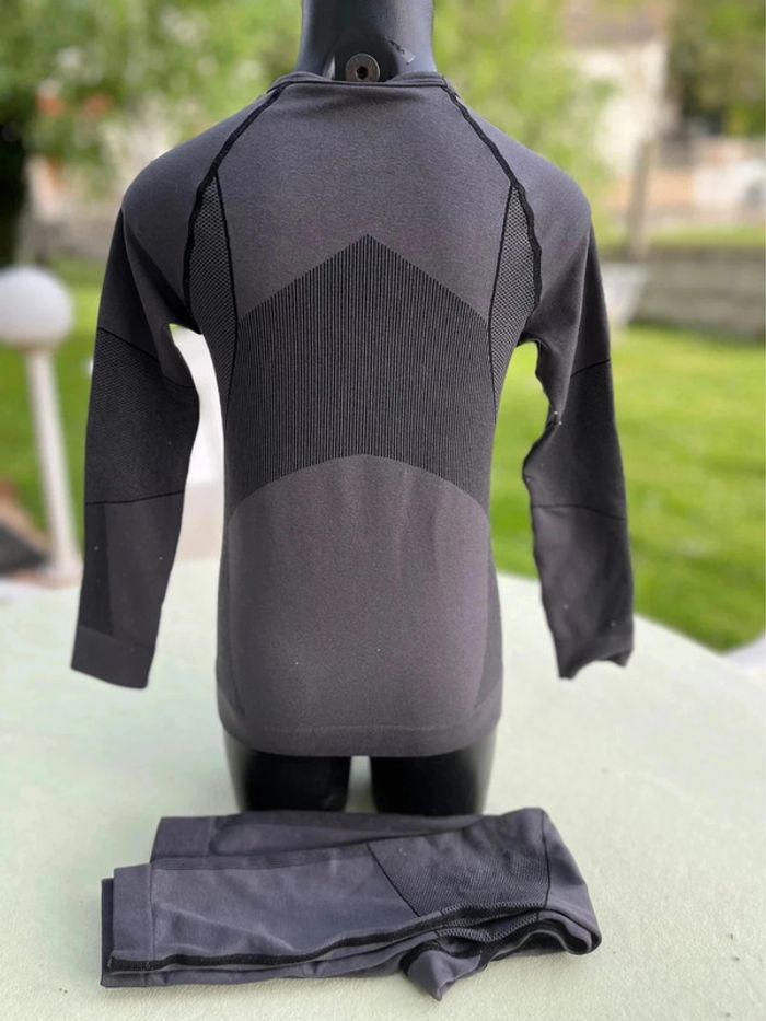 Ensemble thermocollant taille 4-6 ans - photo numéro 2