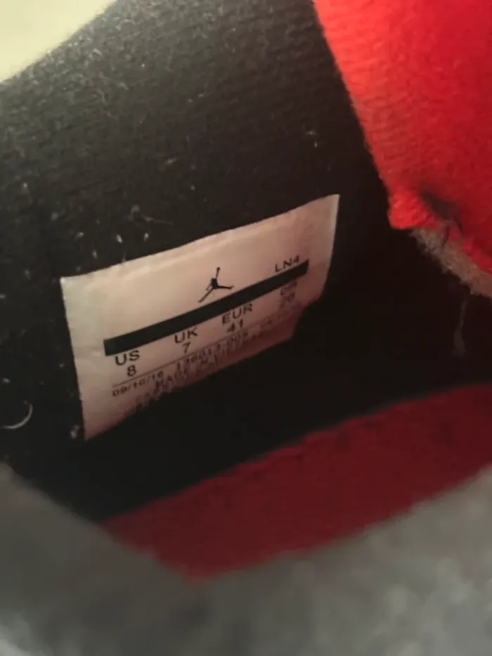 Air  Jordan 4 Retro Raptors (édition 2018) taille 41 - photo numéro 9