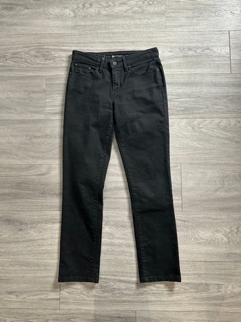 Jean denim Demi Curve Classic Rise Slim noir Levi’s T28 38 M
