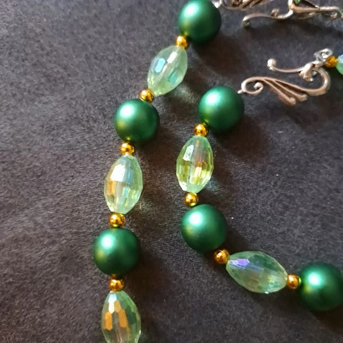 Parrurre boucles d'oreilles avec collier et bracelet vert - photo numéro 7