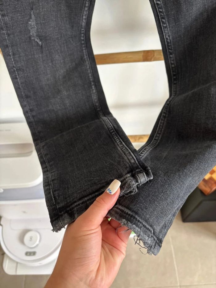 Jean noir à trous Zara taille 38 - photo numéro 8