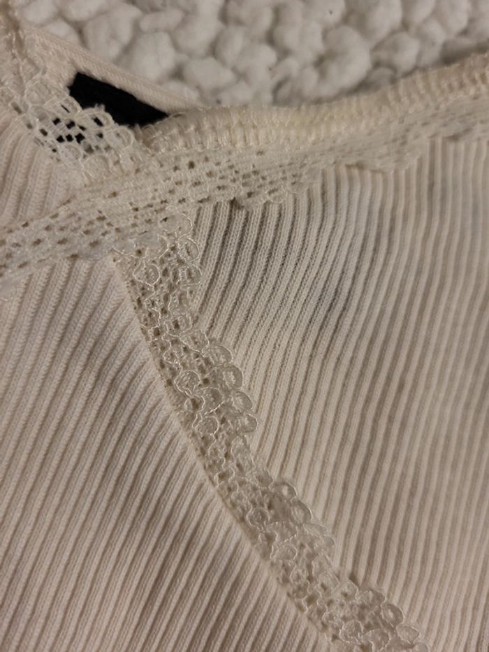 Crop top effet lingeries ! - photo numéro 3