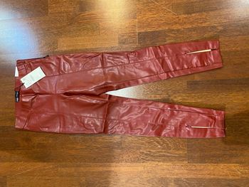Pantalon en similicuir ZARA neuf avec étiquette