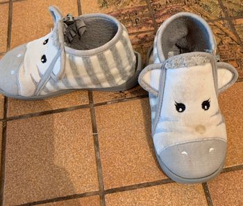 Chaussons garcon P25